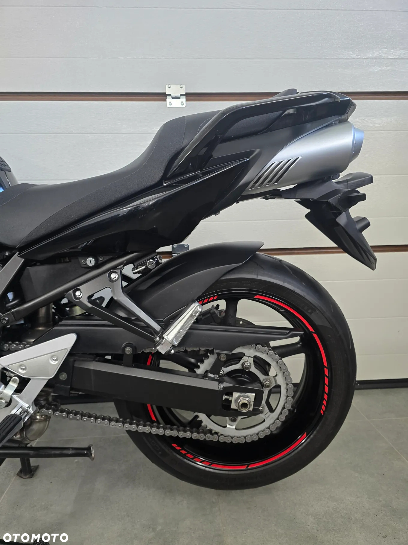 Yamaha FZ6 - 15