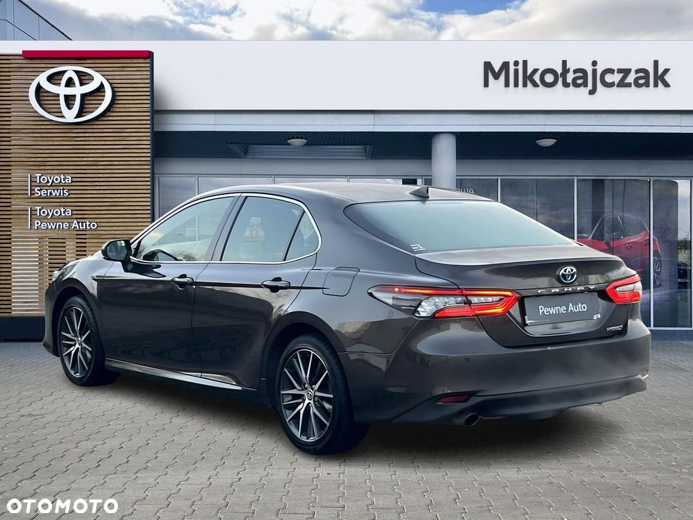 Toyota Camry 2.5 Hybrid Executive CVT - 3