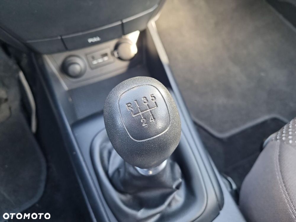 Hyundai i30 1.4 Base - 21