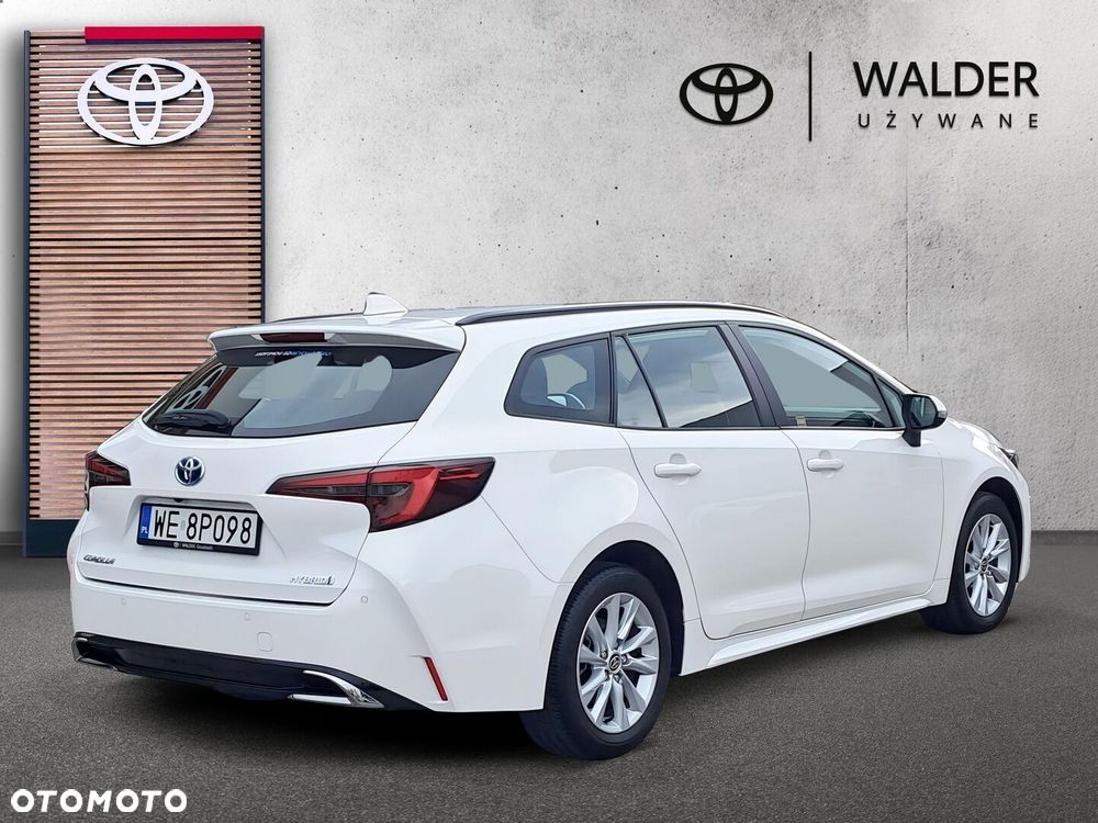 Toyota Corolla 1.8 Hybrid Comfort - 6