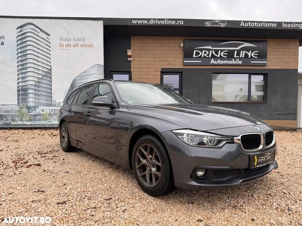 BMW Seria 3 318d Touring Aut. - 1