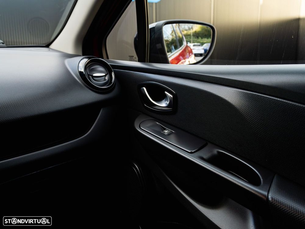 Renault Clio 1.5 dCi Dynamique S - 20