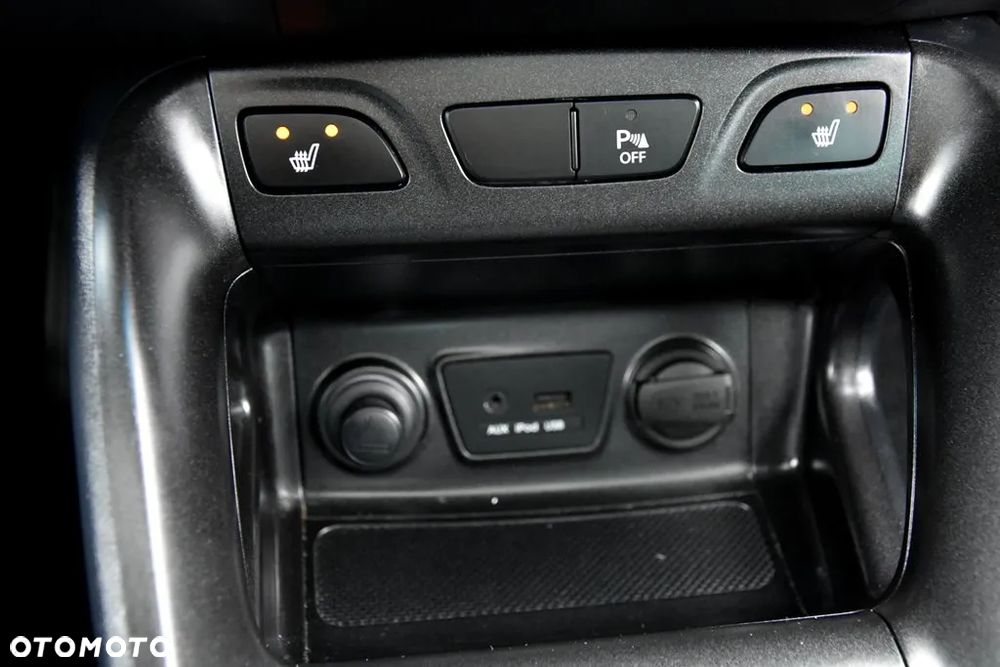 Hyundai ix35 1.7 CRDi Premium 2WD - 32