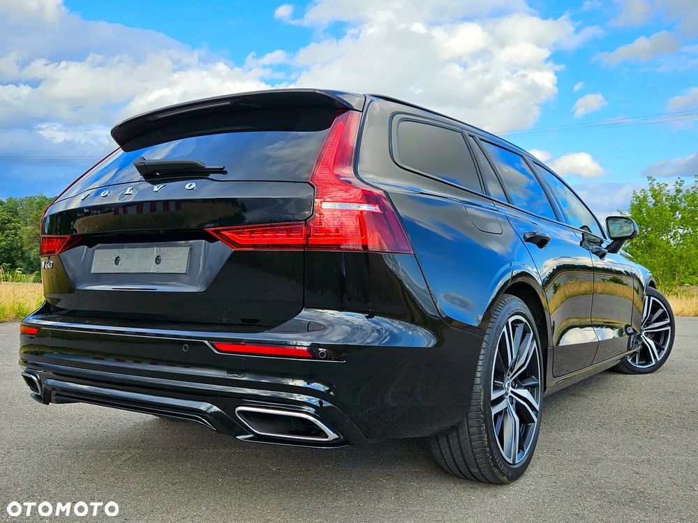 Volvo V60 B4 D R-Design - 8