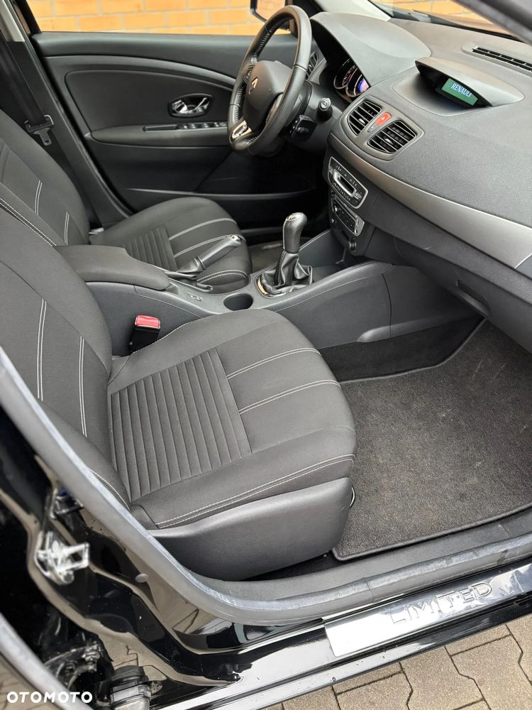 Renault Fluence 1.6 16V Life - 11