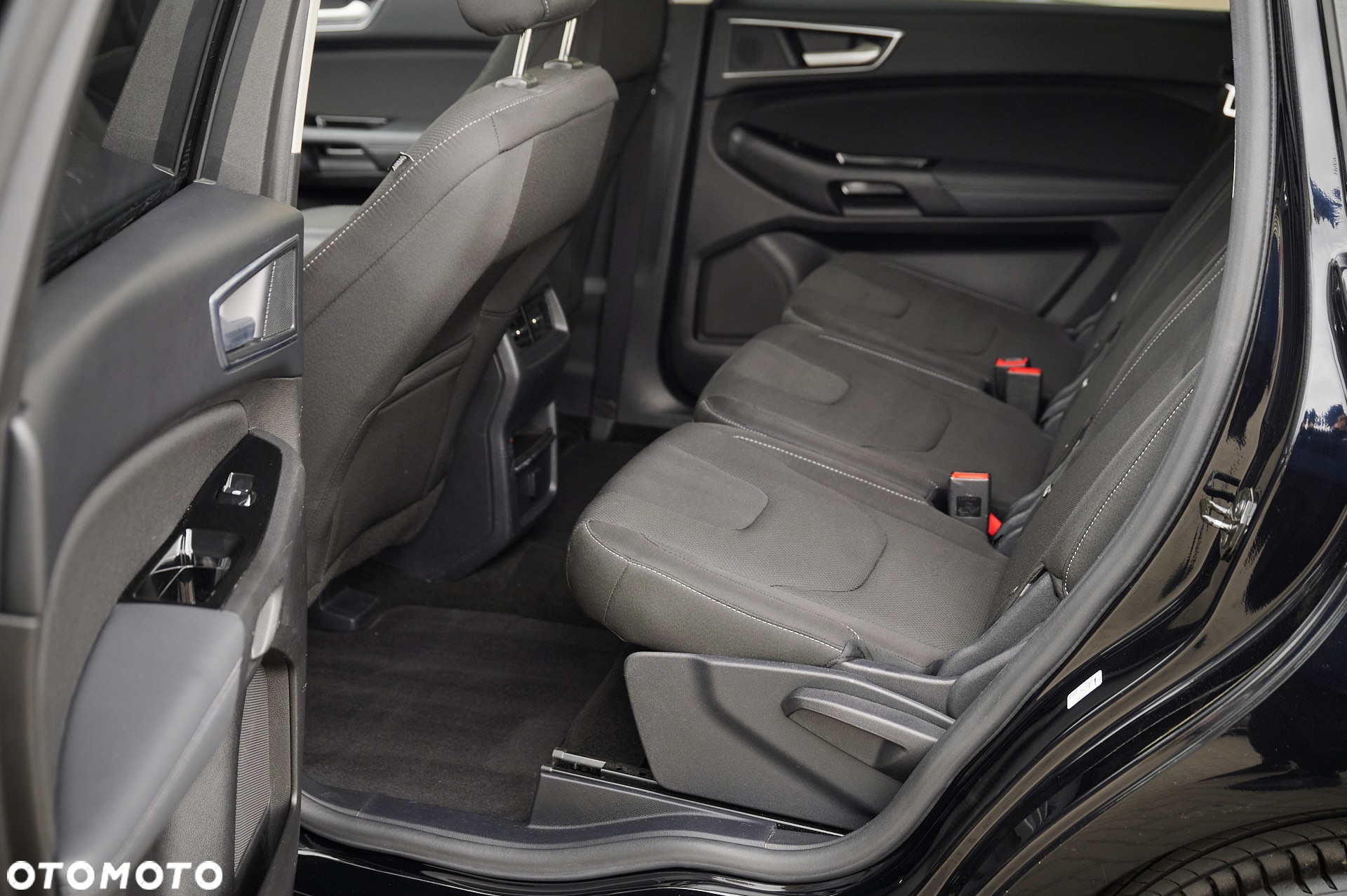 Ford S-Max - 19