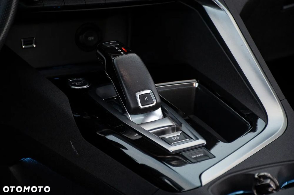 Peugeot 3008 BlueHDi 180 Stop & Start EAT6 GT - 34