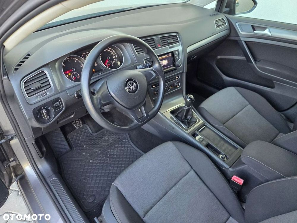 Volkswagen Golf - 7