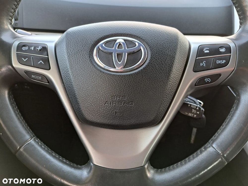 Toyota Verso - 30