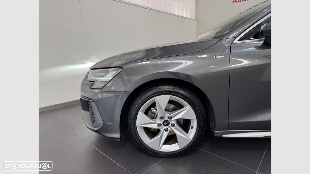Audi A3 Limousine 30 TDI S line S tronic — fotografia 19