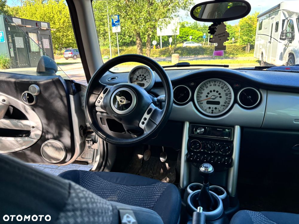 MINI ONE - 10