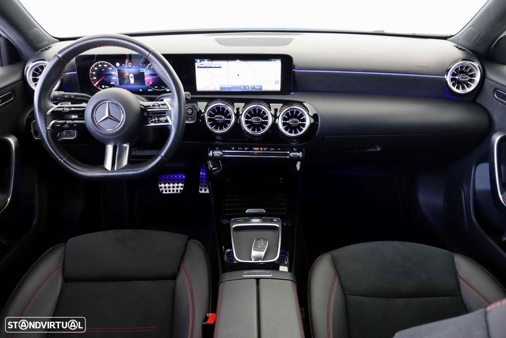 Mercedes-Benz A 200 AMG Line Aut. - 13