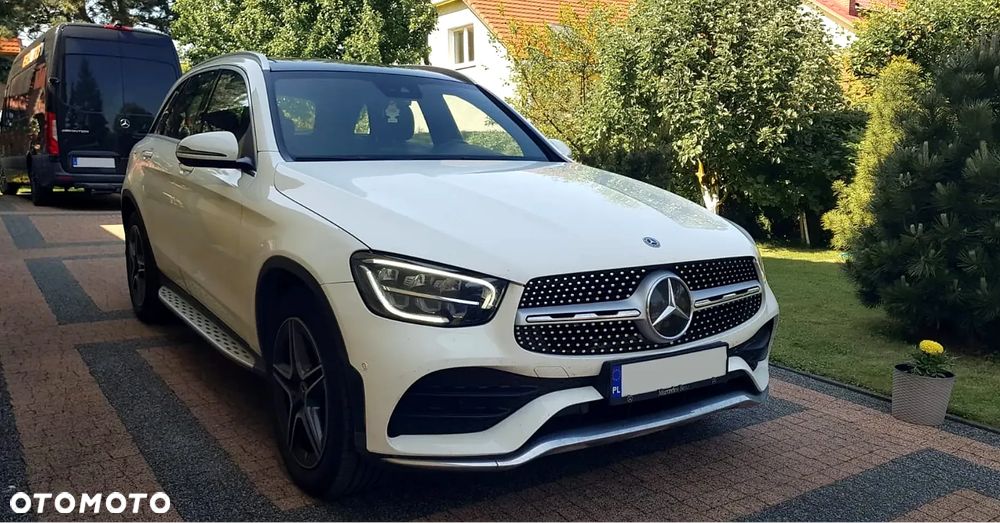 Mercedes-Benz GLC 220 d 4Matic 9G-TRONIC AMG Line - 1