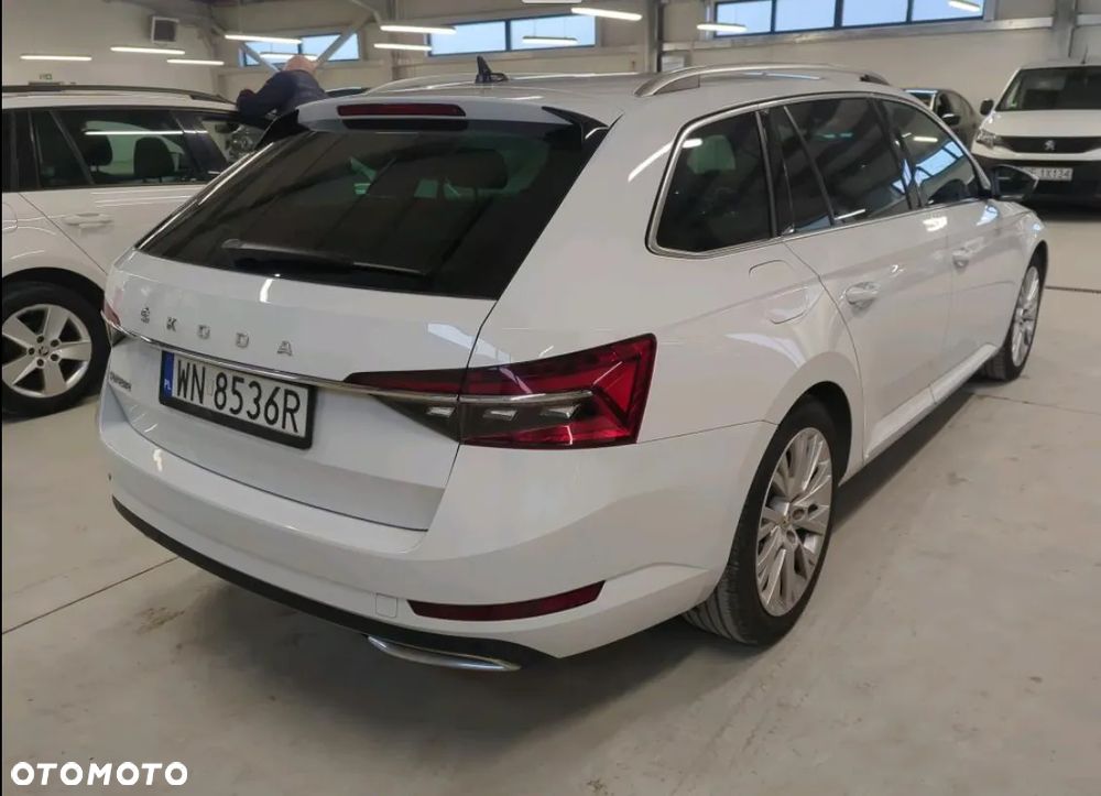 Skoda Superb 2.0 TSI L&K DSG - 4