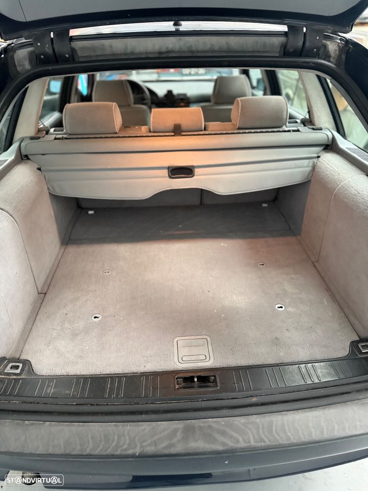 BMW 525 tds A Touring - 18