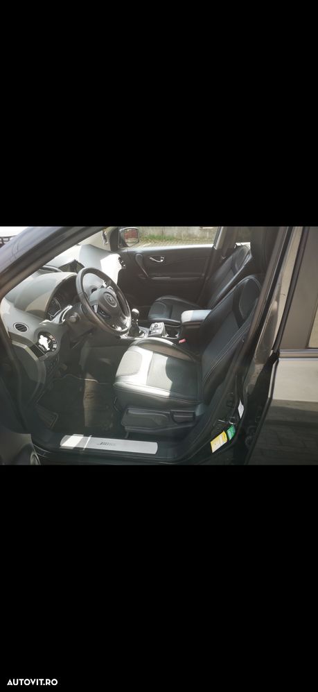 Renault Koleos dCi 175 FAP 4x4 Night and Day - 6