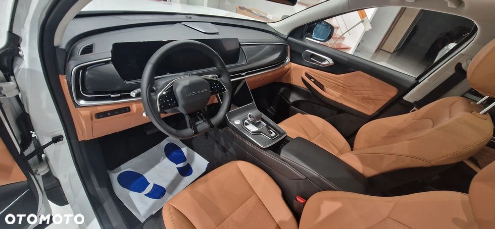 BAIC 7 1.5T Luxury DCT - 13