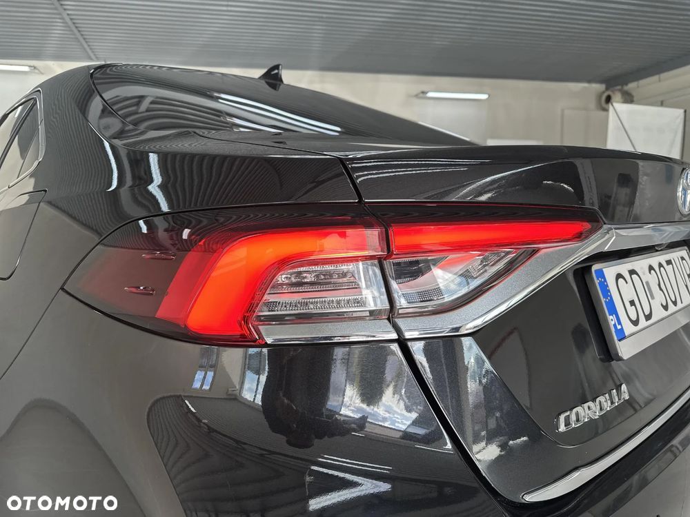 Toyota Corolla 1.8 Hybrid Comfort - 11