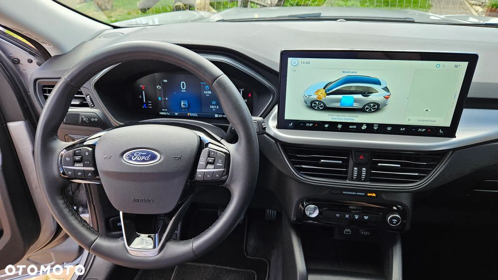 Ford Kuga - 33