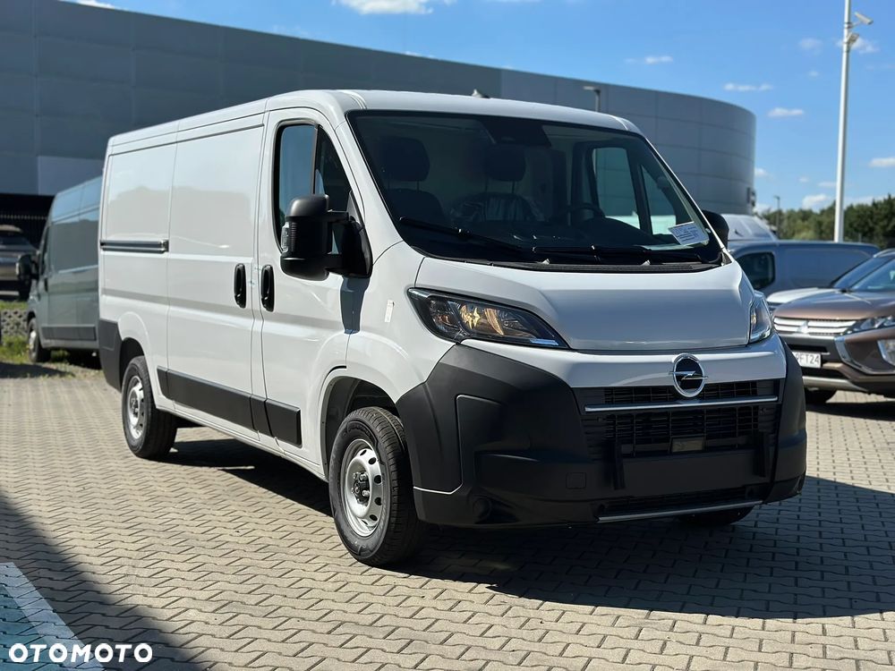 Opel MOVANO Furgon L2H1 3.3T  Diesel 2.2 140 KM Manual - 2