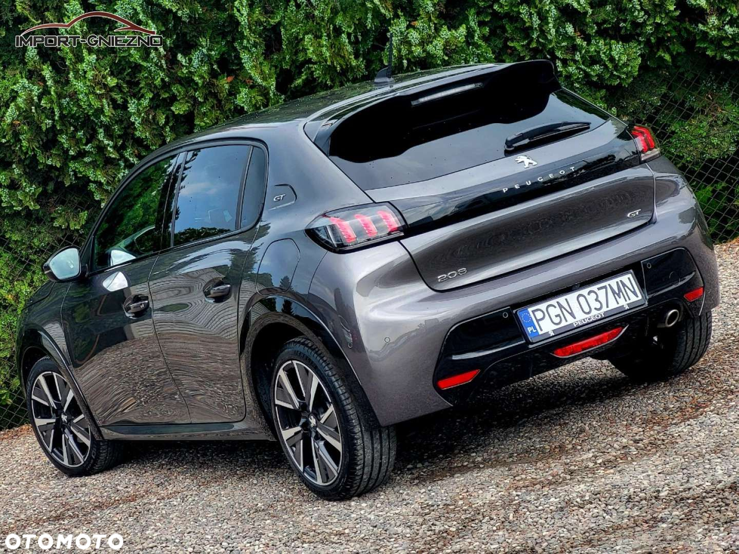 Peugeot 208 - 2
