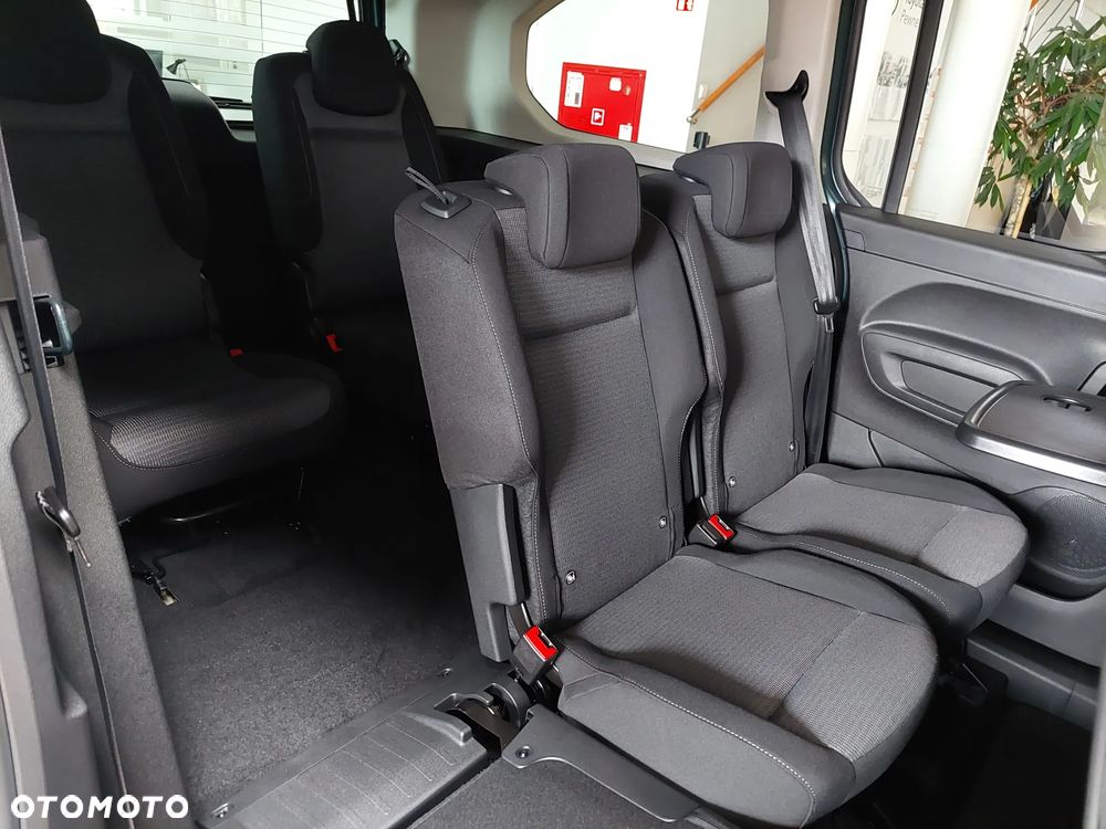 Toyota Proace City Verso Long 1.5 D-4D Family - 6