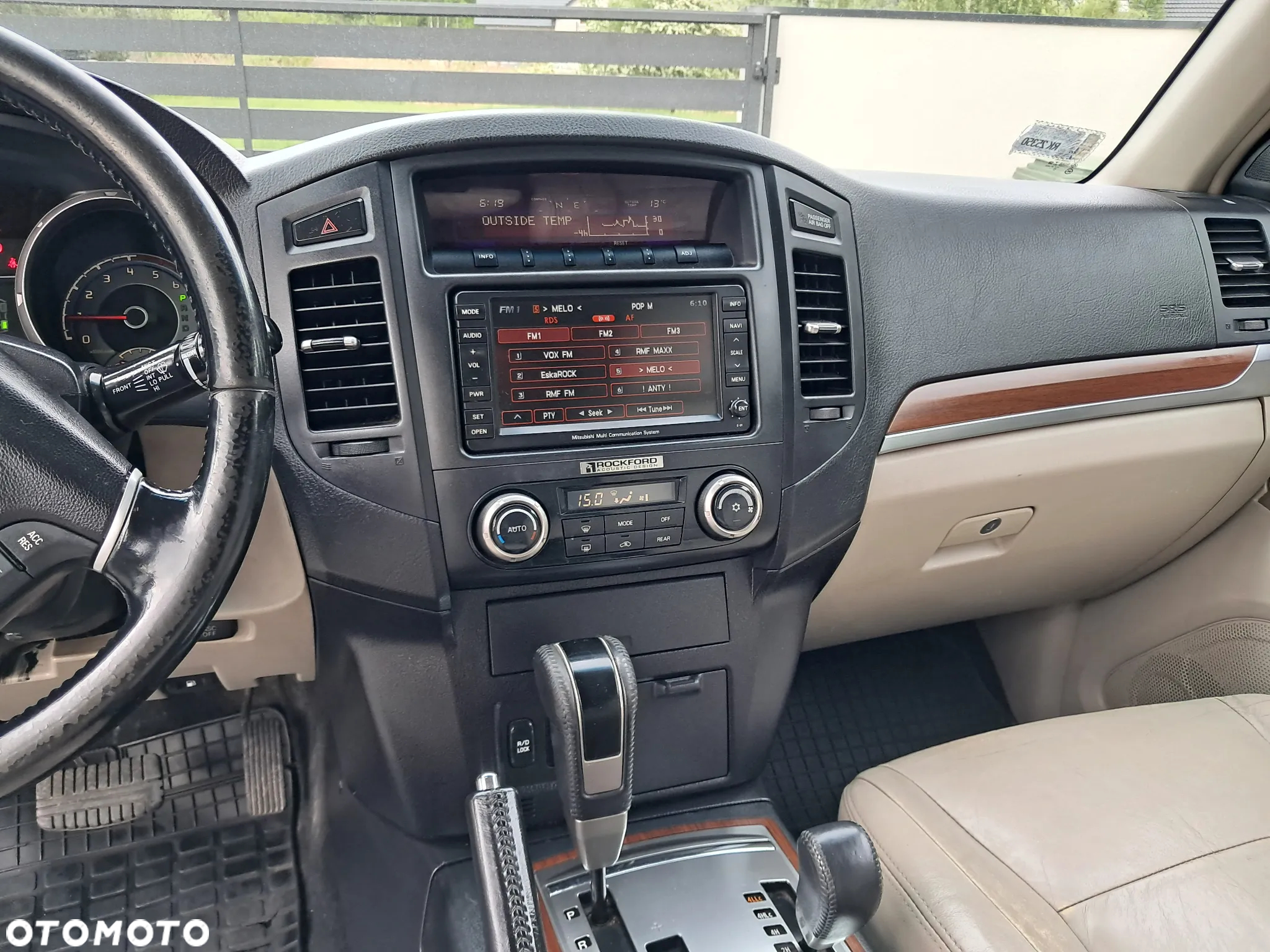 Mitsubishi Pajero 3.2 DID Alpine Edition - 24