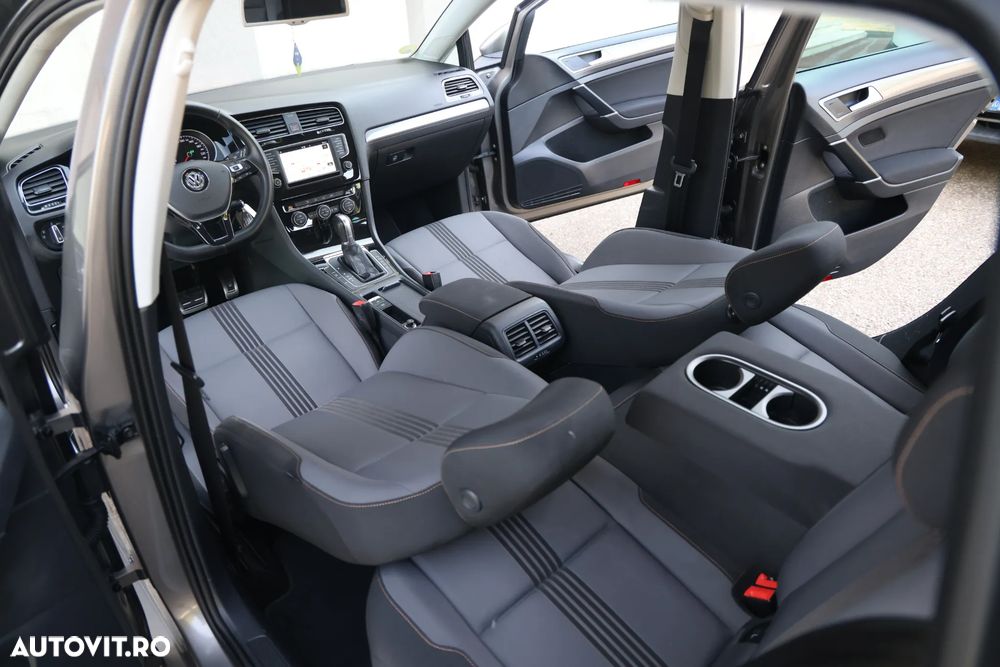 Volkswagen Golf 1.6 TDI DPF BMT DSG Comfortline - 8