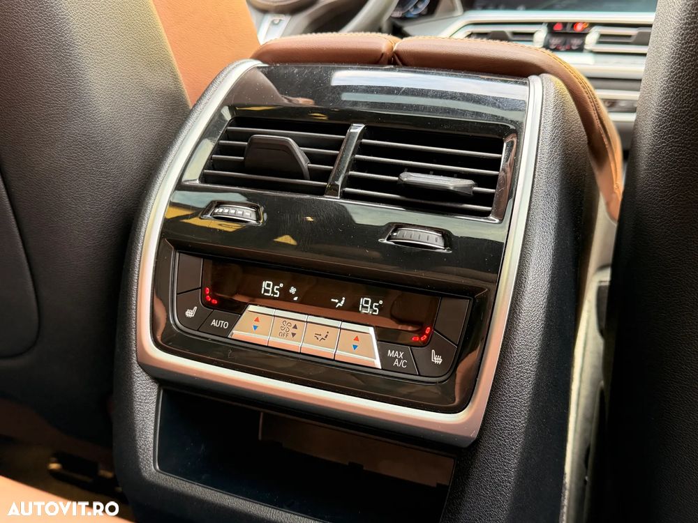 BMW X5 xDrive45e - 13