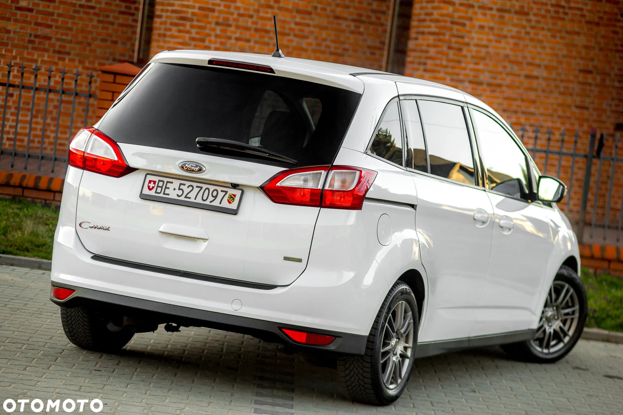 Ford Grand C-MAX 1.0 EcoBoost Start-Stopp-System Titanium - 19