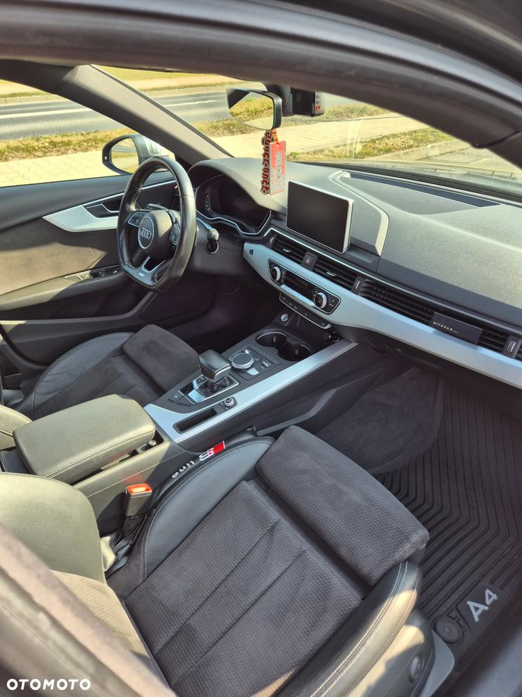 Audi A4 Avant 2.0 TDI Sport S tronic - 11