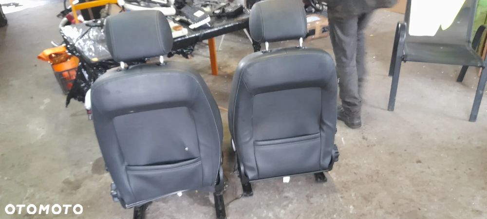 ford Mondeo Mk4 fotele kanapa grzane komplet 2011r - 10