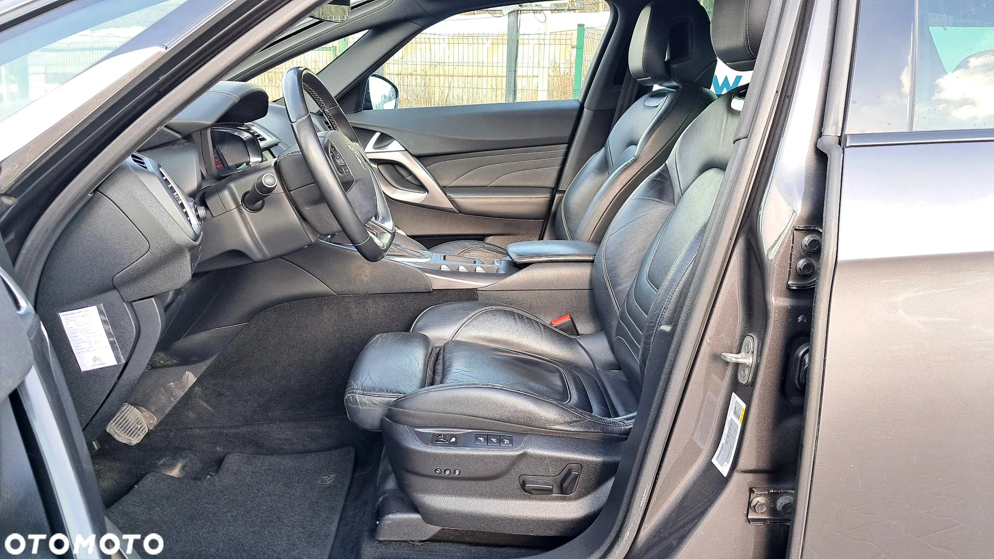 DS Automobiles DS 5 - 7