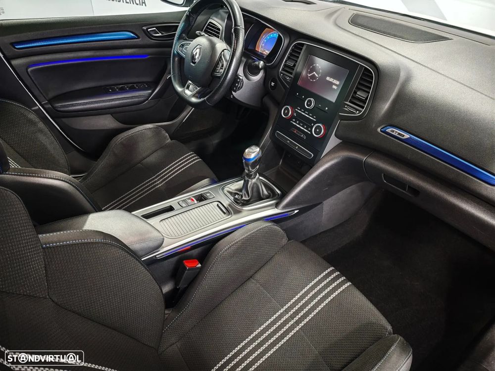 Renault Mégane Sport Tourer 1.5 dCi GT Line - 26
