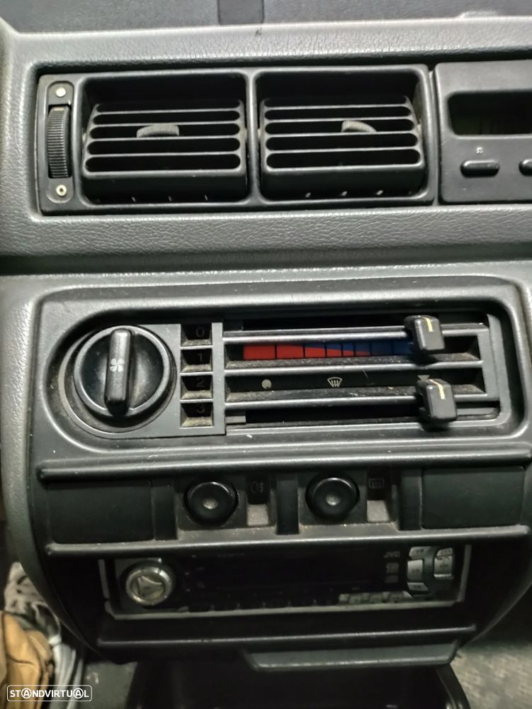 Ford Fiesta 1.1i Classic - 8