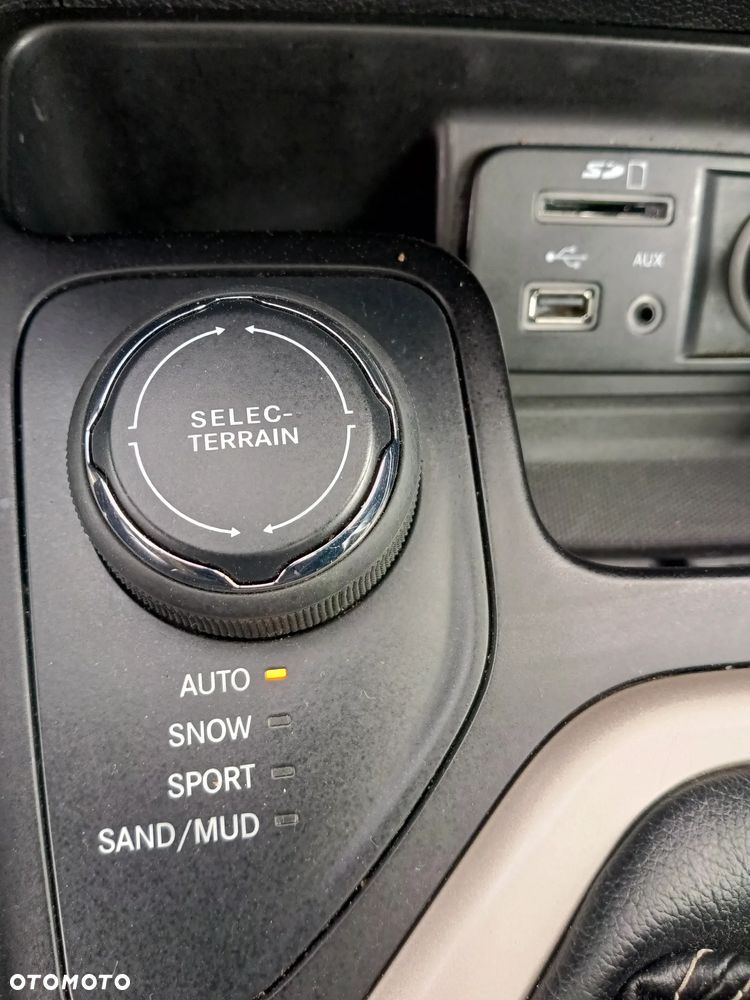Suzuki Ignis 1.2 SHVS Premium CVT - 10