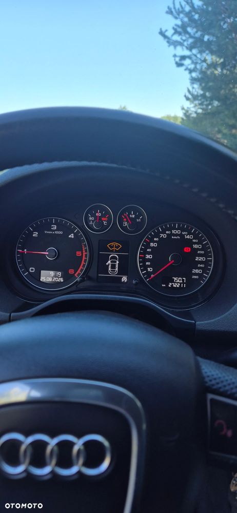 Audi A3 Sportback 2.0 TDI DPF quattro Ambition - 12