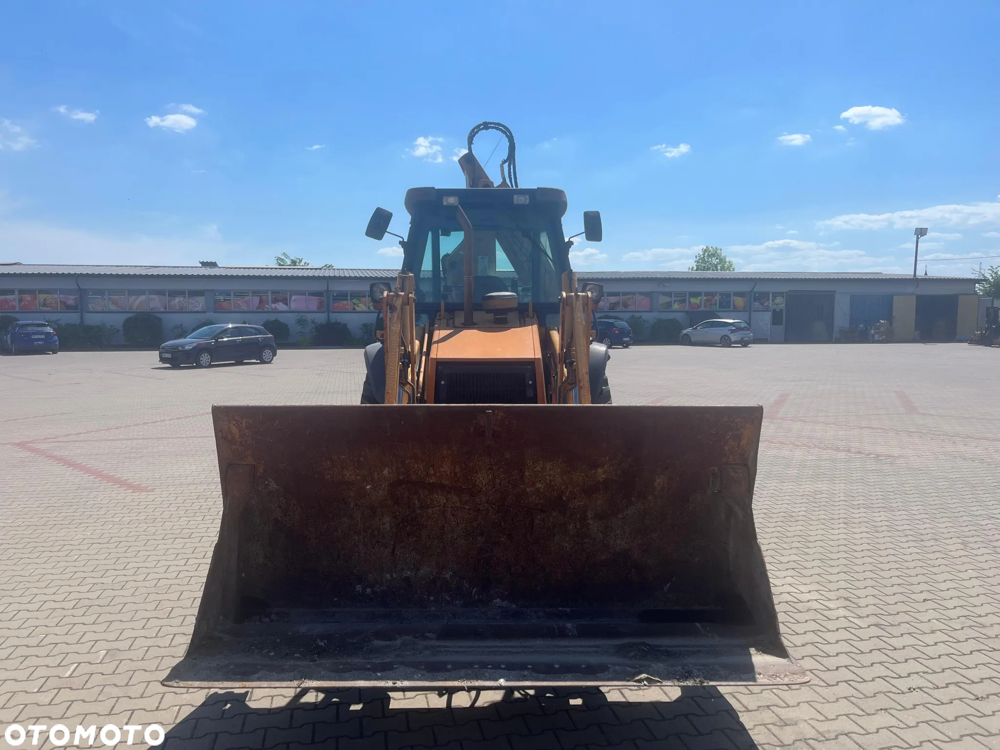 Case 590 SLE - 7