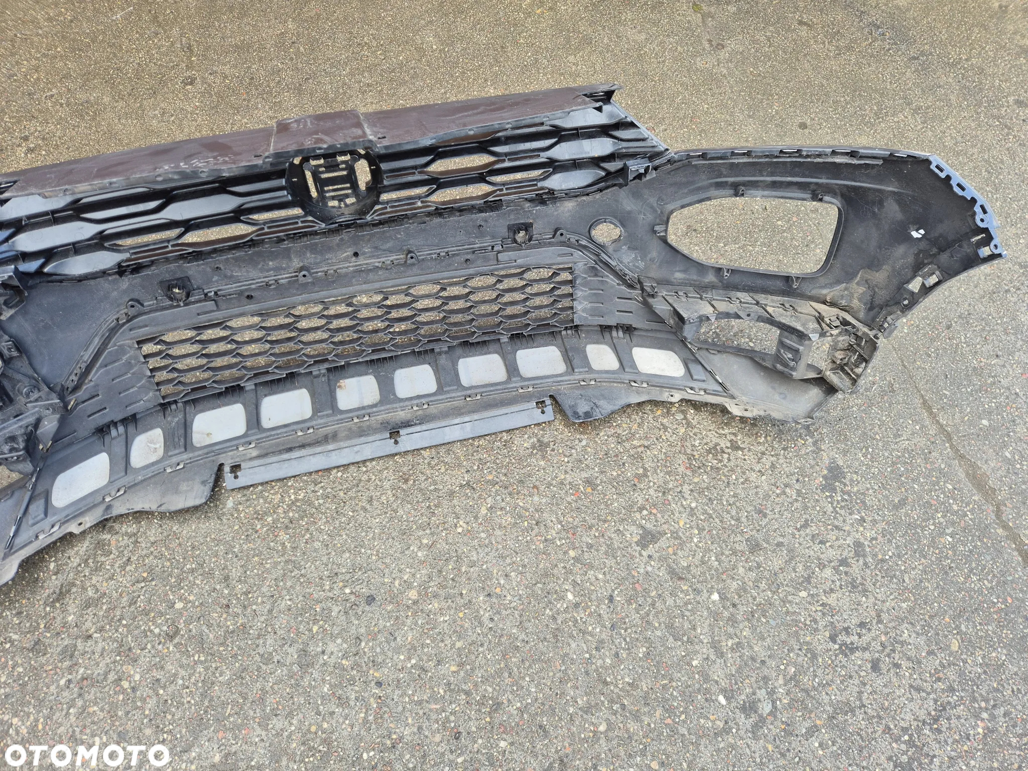 VW T-Roc 17- zderzak przedni grill 2GA TRoc - 7