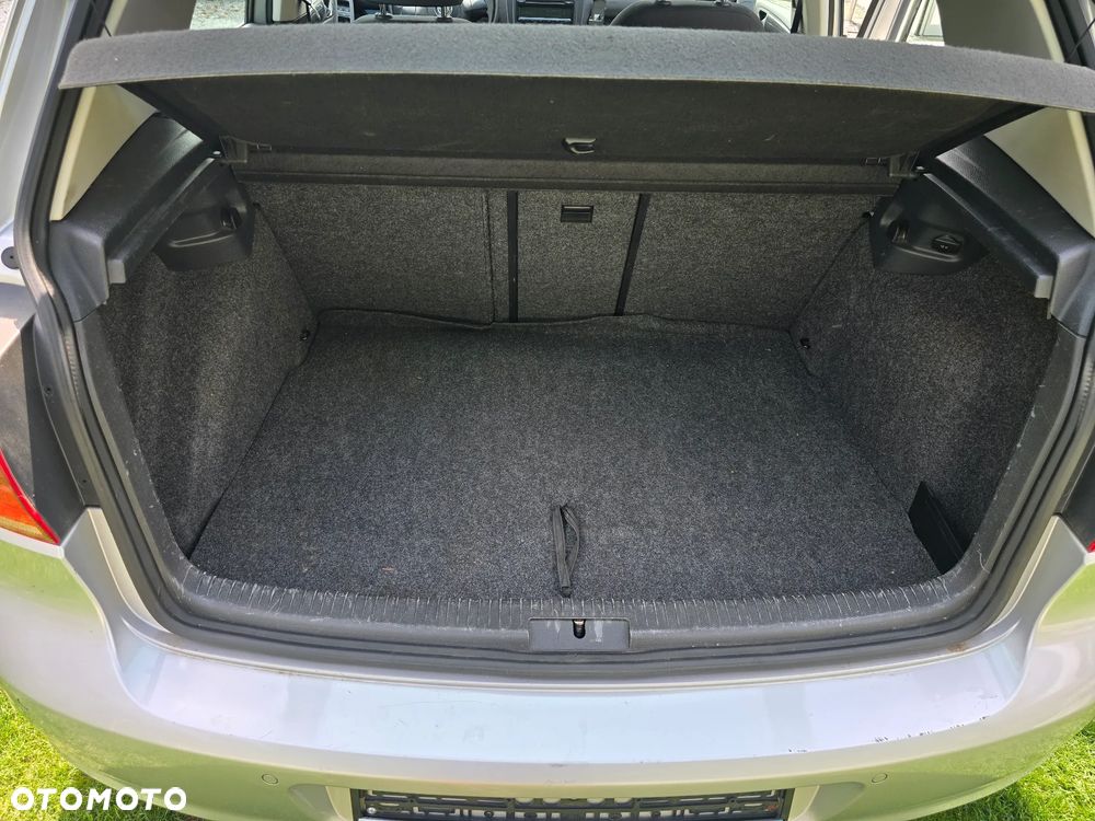 Volkswagen Golf 1.6 TDI DPF BlueMotion Technology Comfortline - 19