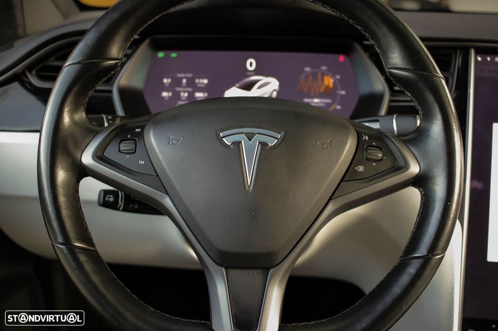 Tesla Model X Long Range - 13