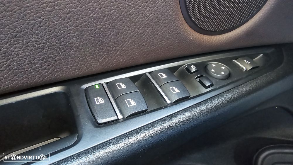 BMW X5 25 d sDrive Pack M - 34