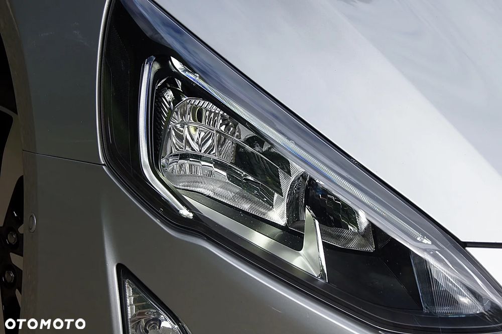 Ford Focus 1.5 EcoBlue Start-Stopp-System COOL&CONNECT DESIGN - 13