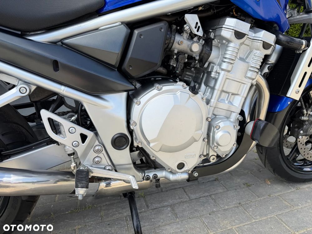 Suzuki Bandit - 20