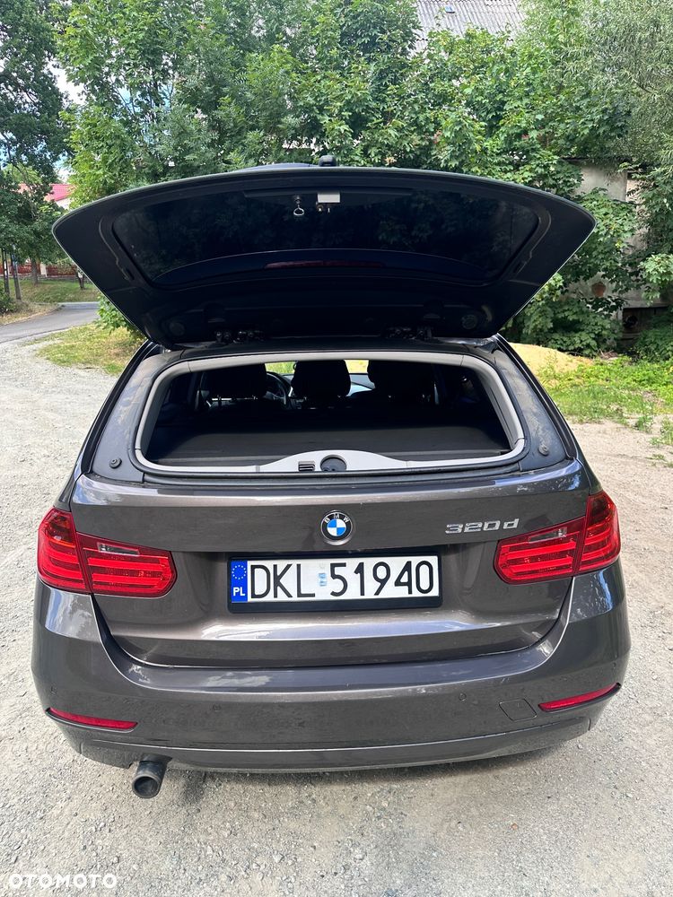 BMW Seria 3 320d - 4