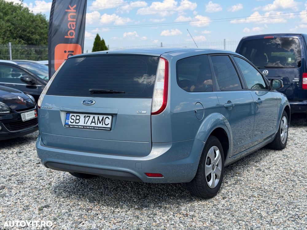 Ford Focus 1.6 TDCI DPF Titanium - 4