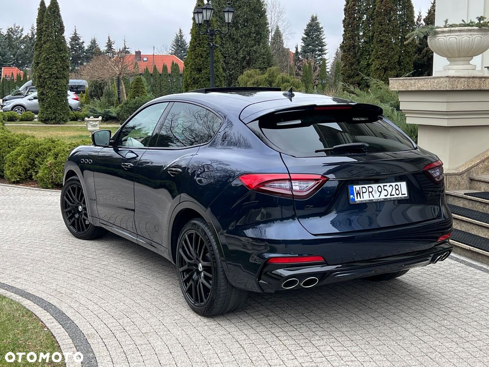 Maserati Levante - 14