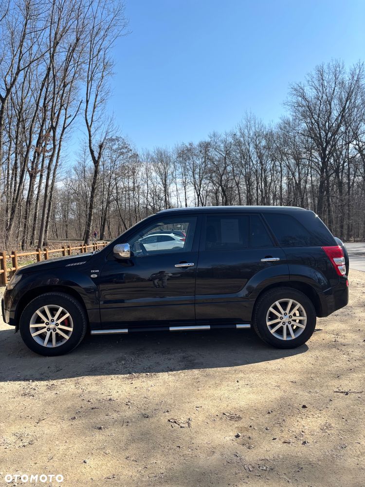 Suzuki Grand Vitara 1.9 DDiS Comfort DPF Limited - 3