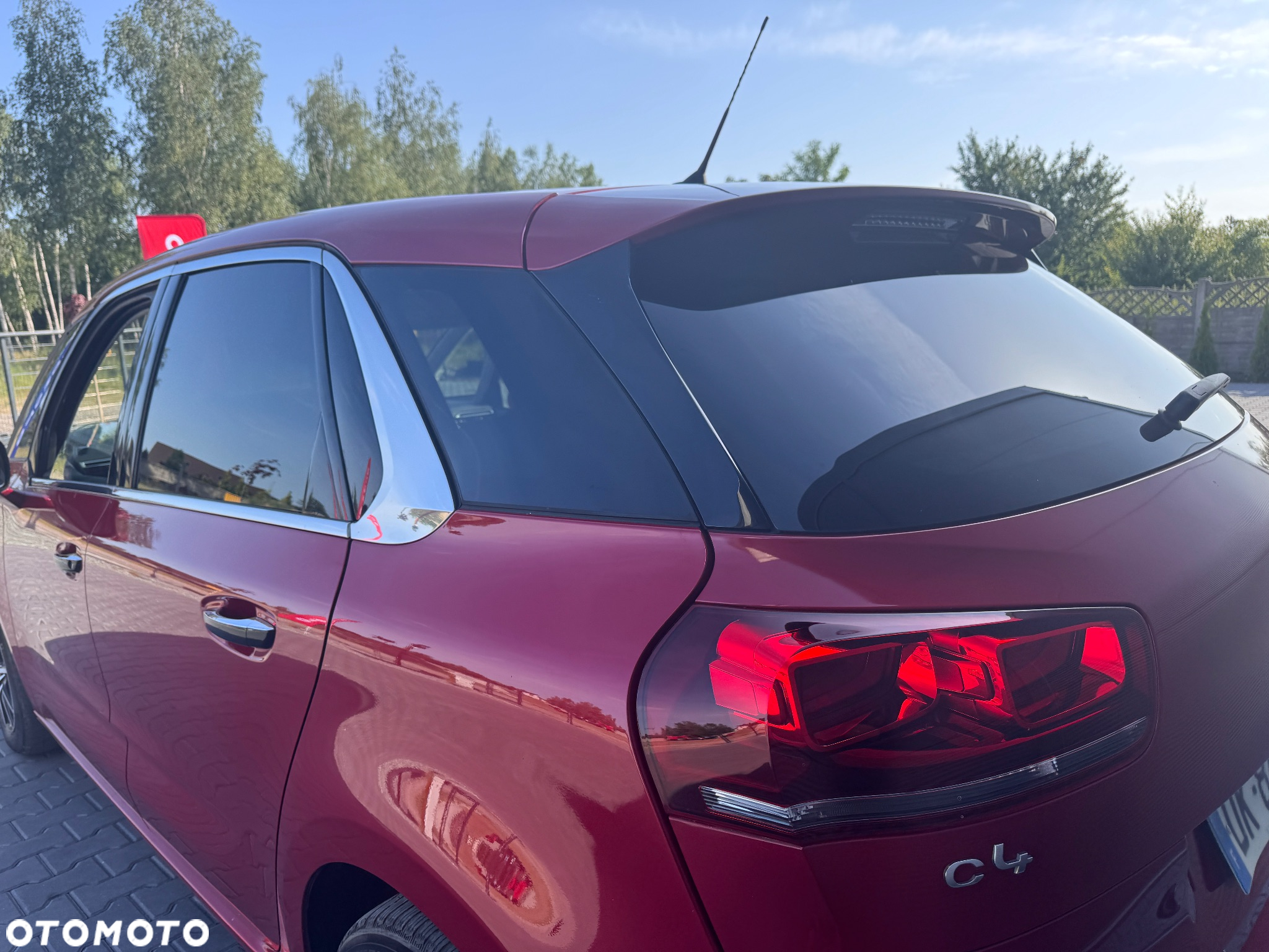 Citroën C4 Picasso 1.6 BlueHDi Shine S&S - 16