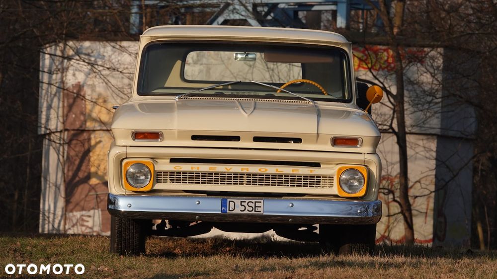 Chevrolet C-10